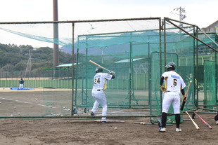 B-リングス