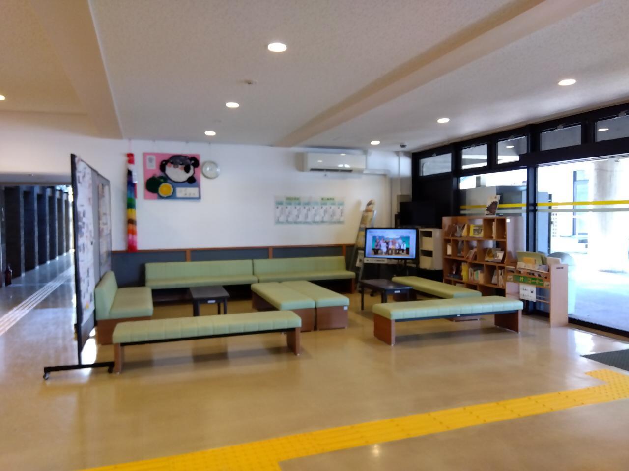 談話コーナー１階