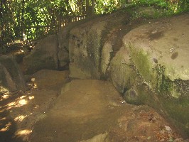 久木小野マンダラ石の写真