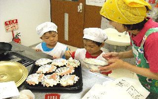 鮭にマヨネーズソースをかけるよ