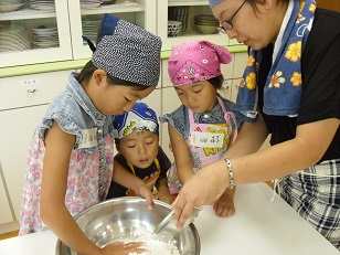 親子料理教室の写真